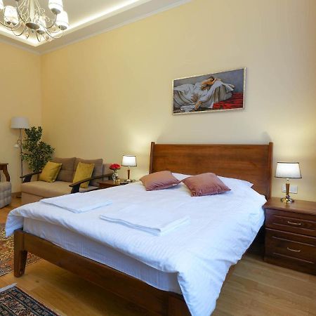 Lviv Suites At Shopena St. 4 Εξωτερικό φωτογραφία
